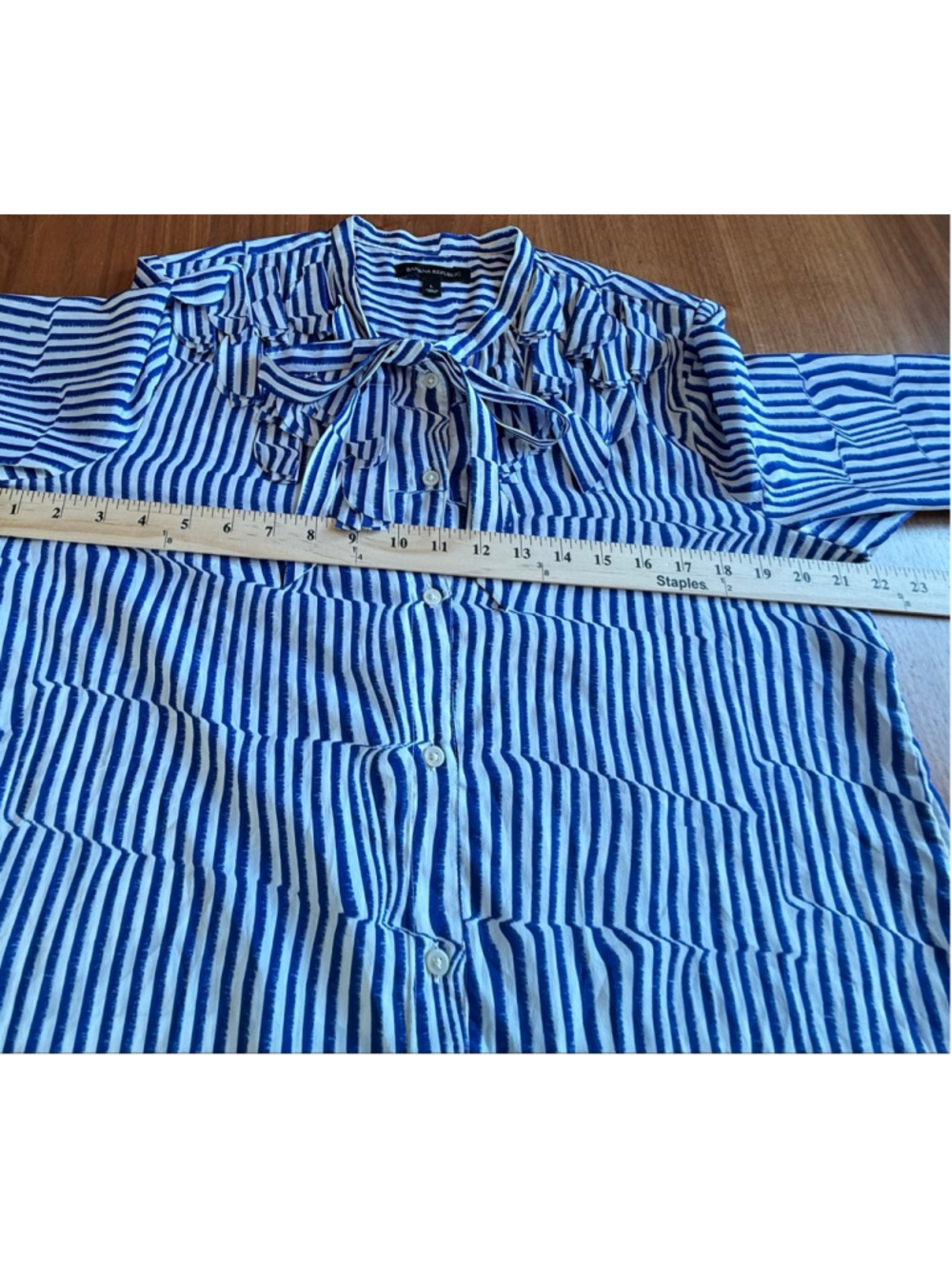 Banana Republic L Blue White Striped Ruffle Blouse - Picture 11 of 12